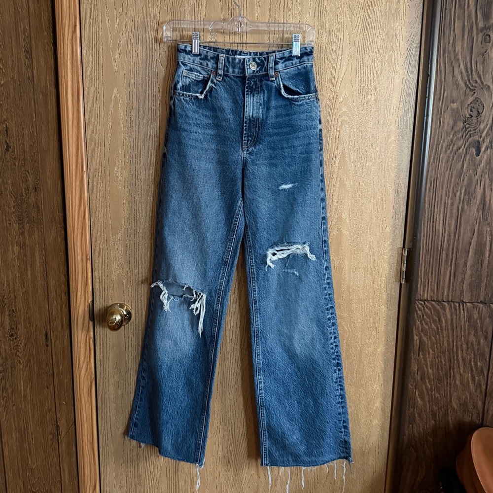 Zara Wide Leg Distressed High Rise Jeans Size 2 Blue 100% Cotton Raw Hem